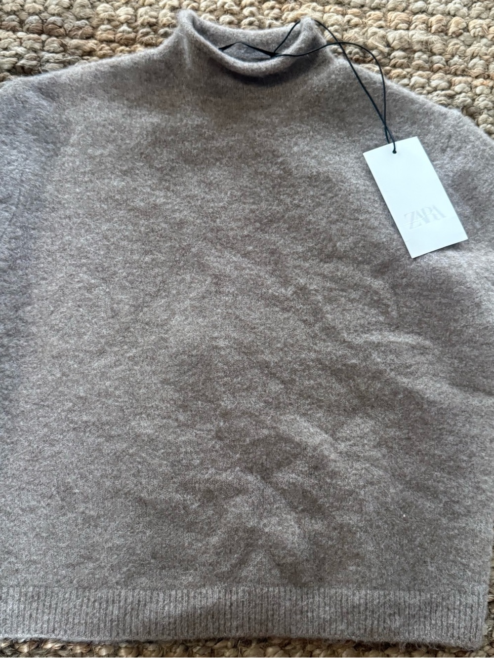 NWT Zara women’s L Taupe mock Turtleneck Sweater